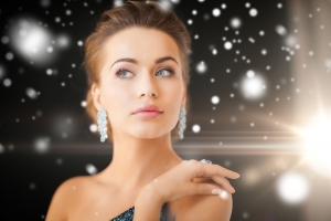 Pre-Christmas glow: &Pi;&iota;&omicron; &lambda;&alpha;&mu;&pi;&epsilon;&rho;ή &alpha;&pi;ό &pi;&omicron;&tau;έ  &tau;&alpha; &phi;&epsilon;&tau;&iota;&nu;ά &Chi;&rho;&iota;&sigma;&tau;&omicron;ύ&gamma;&epsilon;&nu;&nu;&alpha;!